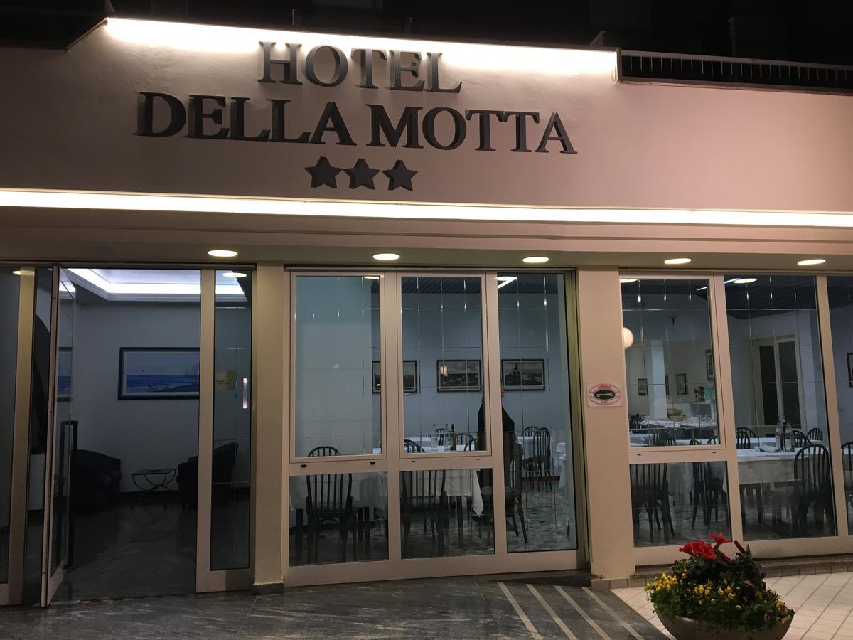 בלריה-איגאה מרינה Hotel Della Motta מראה חיצוני תמונה